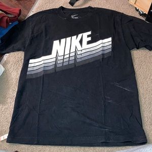 Men’s Black Nike Short Sleeve Tee